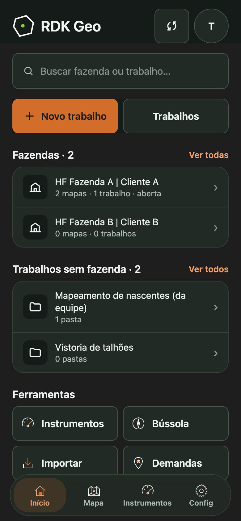 Início no tema escuro.